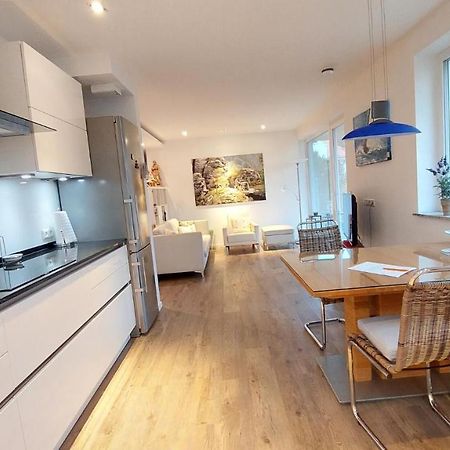 Stilvolle Wohnung In Elbnaehe Mit Balkon, Parkplatz Dresden Exterior foto